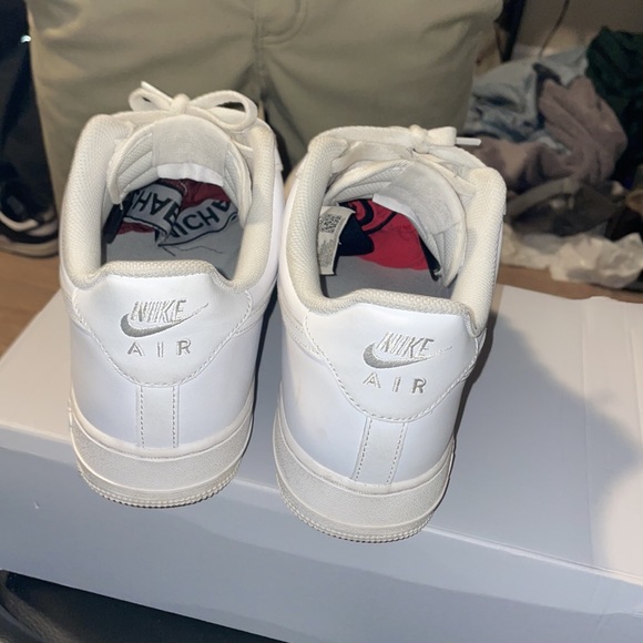 Used Size 11 Air Force 1s Only Worn Once Has crease protectors already - Picture 4 of 5